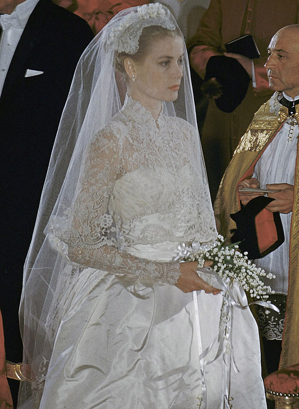 Toàn cảnh đám cưới thế kỷ vượt mặt ngày trọng đại của công nương Kate - hoàng tử William về độ xa hoa - Ảnh 7.