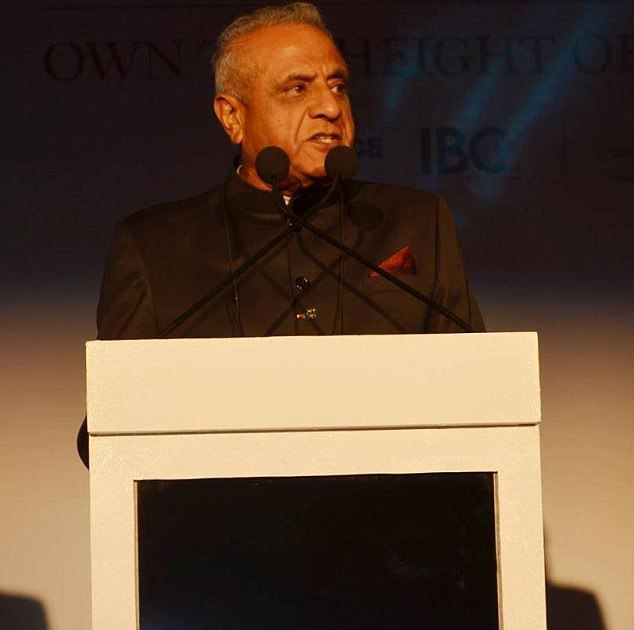 Lạc nhau 60 năm, cụ b&agrave; sung sướng khi biết em trai thất lạc l&agrave; một trong những người gi&agrave;u nhất thế giới - Ảnh 4.