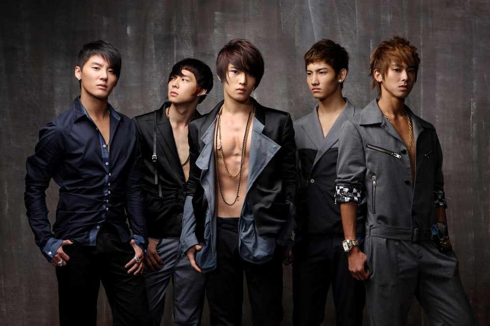 Những ca khúc tường thành mà Kpop fan không thể bỏ qua - Ảnh 15.