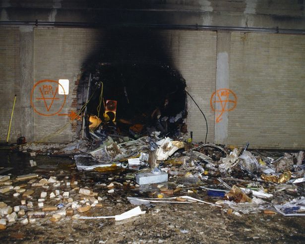 Những hình ảnh về Lầu Năm Góc lần đầu tiên được công bố sau thảm họa 11/9 - Ảnh 9.