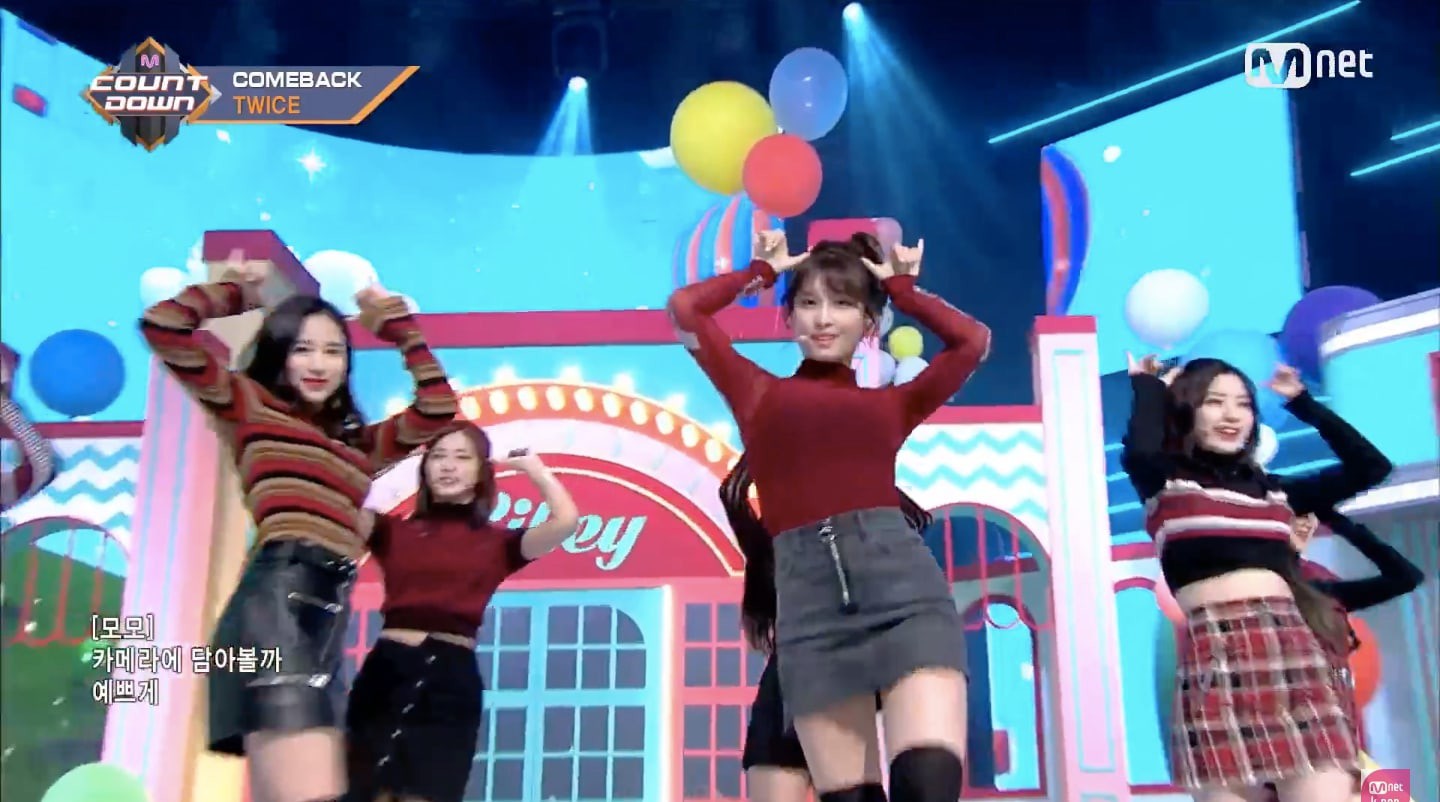 TWICE không nói thì fan cũng chẳng để ý những chi tiết này trong MV mới - Ảnh 10.