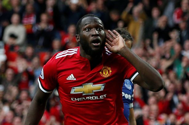 Fan Man Utd sáng tác bài hát có chi tiết cực sốc về Lukaku - Ảnh 1.