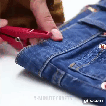 C&aacute;ch l&agrave;m kh&ocirc; quần jean ướt nước cấp tốc chưa đầy 1 ph&uacute;t 30 gi&acirc;y - Ảnh 3.