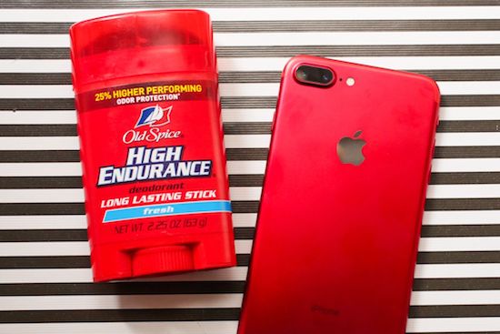 Đem so iPhone 7 ĐỎ RỰC với lon Coca, tương ớt..., thế gian này ai đẹp bằng em? - Ảnh 15.