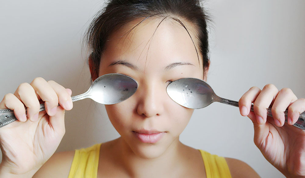 Eye search. Eye search