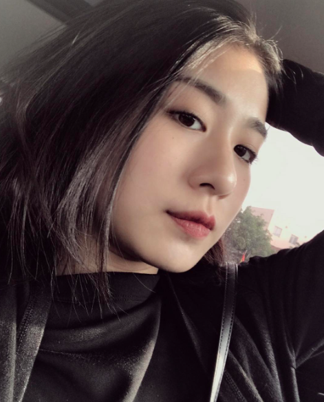 Không hoạt động showbiz, tại sao Trang Lou vẫn vượt mặt Châu Bùi, Sun HT trên Instagram? - Ảnh 5.