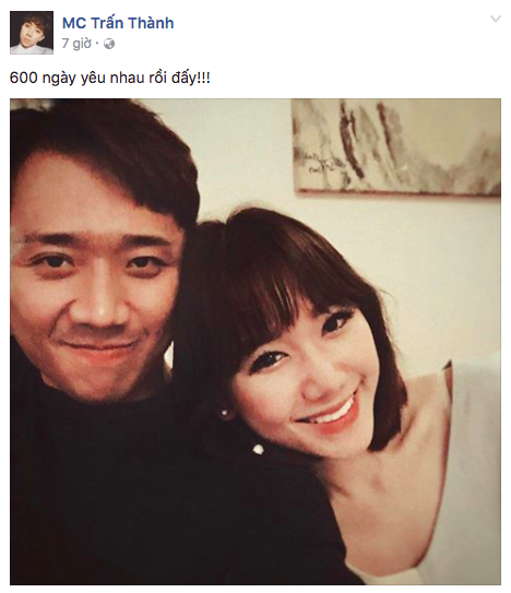 Kỉ niệm 600 ngày yêu nhau, Hari Won hạnh phúc ngả đầu vào vai Trấn Thành - Ảnh 1.