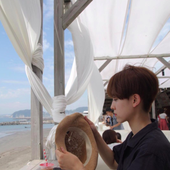Bối rối trước loạt ảnh của hot Instagram Hàn Quốc: Là con trai thì dễ thương, là con gái lại cực xinh! - Ảnh 11. Bối rối trước loạt ảnh của hot Instagram Hàn Quốc: Là con trai thì dễ thương, là con gái lại cực xinh! - Ảnh 11.