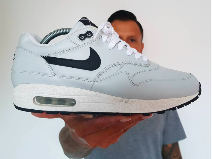 Cộng đồng sneakers Việt đang so đo bằng sự hào nhoáng chứ không phải bằng giá trị vốn có của những đôi giày? - Ảnh 6. Cộng đồng sneakers Việt đang so đo bằng sự hào nhoáng chứ không phải bằng giá trị vốn có của những đôi giày? - Ảnh 6.