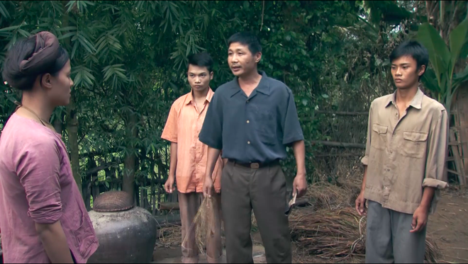 Thương nhớ ở ai tuần n&agrave;y: Mẹ con Nh&acirc;n bị bắt v&igrave; tội ăn trộm l&uacute;a - Ảnh 3.