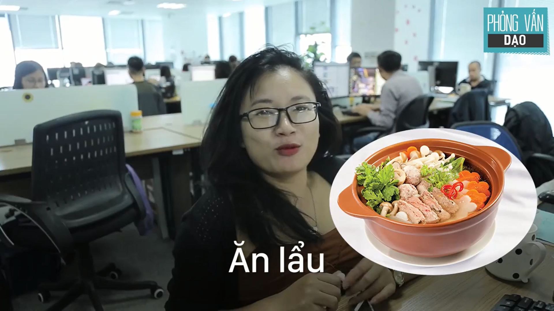 Phỏng vấn dạo: Trời lạnh thế này làm gì thì thích nhất? - Ảnh 14. Phỏng vấn dạo: Trời lạnh thế này làm gì thì thích nhất? - Ảnh 14.