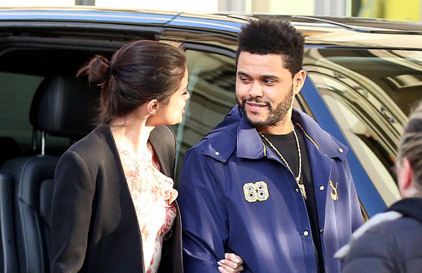 Selena Gomez nắm tay, ôm ấp The Weeknd không rời ở Ý - Ảnh 5.