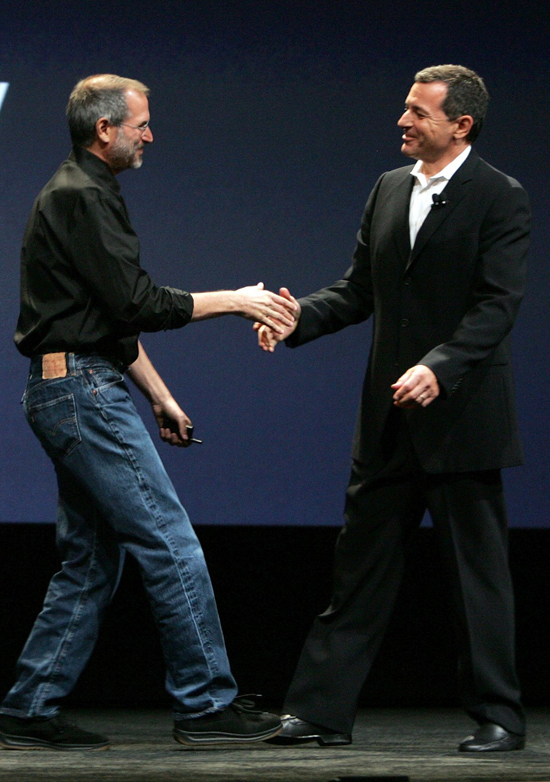 Từ đống tro sắp tàn thành phượng hoàng kiêu hãnh: Steve Jobs đã cứu Apple ngoạn mục như thế nào? - Ảnh 49.