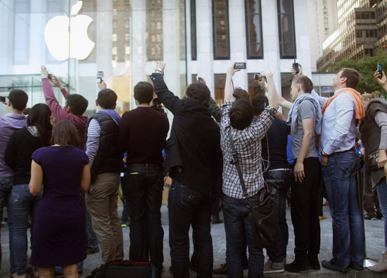 Từ đống tro sắp tàn thành phượng hoàng kiêu hãnh: Steve Jobs đã cứu Apple ngoạn mục như thế nào? - Ảnh 55.