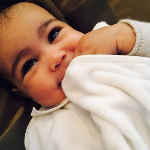 Bỏ quên con trong khách sạn, dàn dựng vụ cướp giả - Kim Kardashian lắm lần than trời vì bị vu oan! - Ảnh 2.