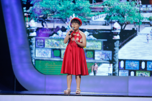 Văn Mai Hương phong tặng thần đồng cho cô bé 11 tuổi hát về Nghệ An - Ảnh 7.