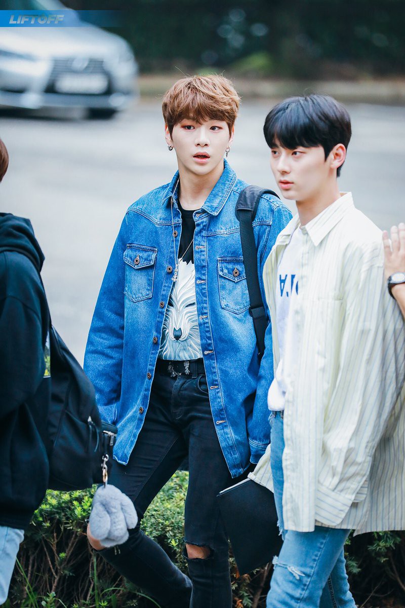 Vài tháng ra mắt đã khuynh đảo châu Á, center quốc dân Kang Daniel có gì đặc biệt mà hot đến vậy? - Ảnh 41.