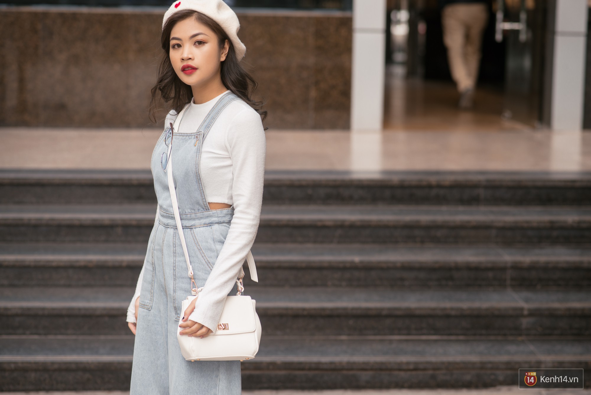 Street style 2 miền: Dù lên đồ ấm áp hay mát mẻ, giới trẻ Việt vẫn một mực lăng xê cho phụ kiện quốc dân mũ nồi - Ảnh 2.