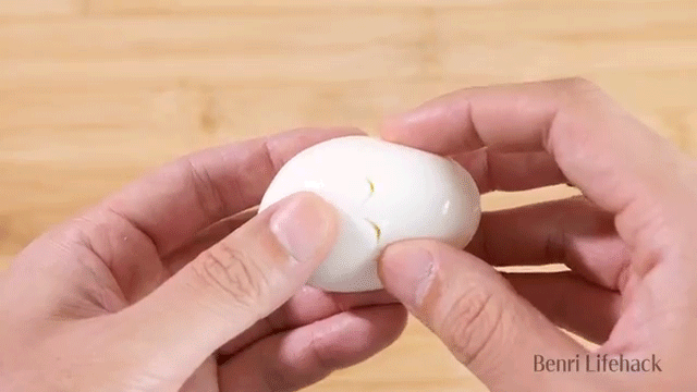 Mẹo cắt trứng hình răng cưa tưởng không dễ nhưng lại dễ không tưởng - Ảnh 5.