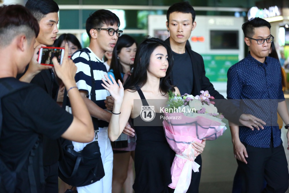Lần đầu đến Việt Nam, mỹ nhân Katun của Tình yêu không có lỗi đã khiến fan phấn khích vì quá đáng yêu! - Ảnh 7. Lần đầu đến Việt Nam, mỹ nhân Katun của Tình yêu không có lỗi đã khiến fan phấn khích vì quá đáng yêu! - Ảnh 7.