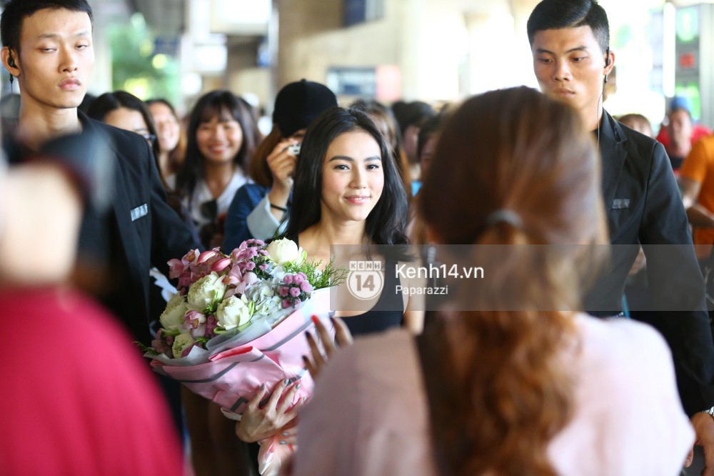 Lần đầu đến Việt Nam, mỹ nhân Katun của Tình yêu không có lỗi đã khiến fan phấn khích vì quá đáng yêu! - Ảnh 10. Lần đầu đến Việt Nam, mỹ nhân Katun của Tình yêu không có lỗi đã khiến fan phấn khích vì quá đáng yêu! - Ảnh 10.