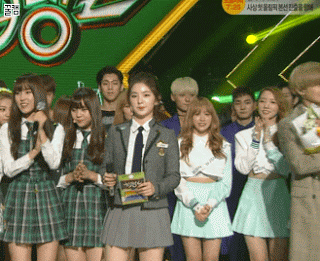 Giảm 11 kg, Umji (G-Friend) cuối cùng đã có thể vịt bầu hóa thiên nga  - Ảnh 1.
