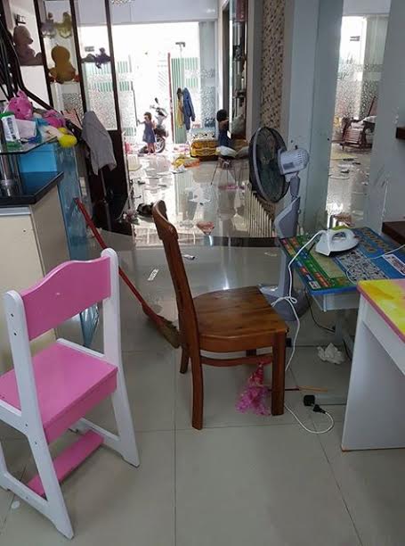 Bữa tráng miệng buổi sáng của bà mẹ có 3 con gái - Ảnh 1.