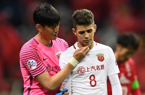 Cựu sao Chelsea đá hỏng 2 quả penalty trong vòng 11 phút - Ảnh 3.