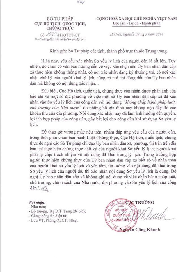 Phó chủ tịch xã nhận sai khi phê bình cả nhà nữ cử nhân trong sơ yếu lý lịch - Ảnh 4.