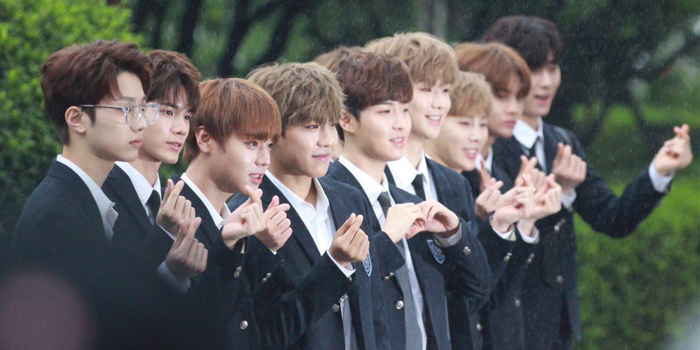 Nghịch lí trong Kpop: Em út bé bỏng gì đâu, cứ phải khổng lồ nhất nhóm mới chịu! - Ảnh 7. Nghịch lí trong Kpop: Em út bé bỏng gì đâu, cứ phải khổng lồ nhất nhóm mới chịu! - Ảnh 7.
