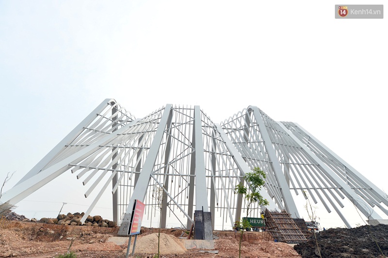 Clip: Cổng chào hoành tráng gần 200 tỷ đồng của tỉnh Quảng Ninh nhìn từ trên cao - Ảnh 9. Clip: Cổng chào hoành tráng gần 200 tỷ đồng của tỉnh Quảng Ninh nhìn từ trên cao - Ảnh 9.