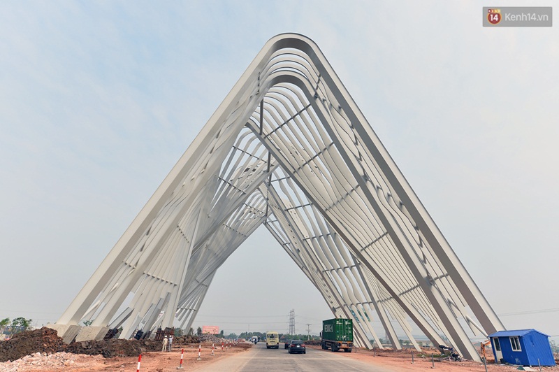 Clip: Cổng chào hoành tráng gần 200 tỷ đồng của tỉnh Quảng Ninh nhìn từ trên cao - Ảnh 10. Clip: Cổng chào hoành tráng gần 200 tỷ đồng của tỉnh Quảng Ninh nhìn từ trên cao - Ảnh 10.