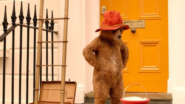 Paddington 2: Câu chuyện về chú gấu tử tế nhất thế gian - Ảnh 1.