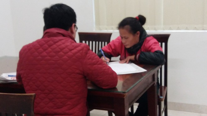 T&igrave;m được b&eacute; trai 5 tuổi mồ c&ocirc;i mẹ bỏ nh&agrave; đi chơi với bạn khi đang lang thang sau 1 đ&ecirc;m - Ảnh 4.