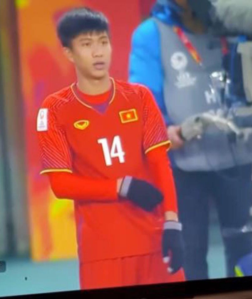 U23 Việt Nam còn có một Phan Văn Đức đẹp trai không kém gì hot boy! - Ảnh 3. U23 Việt Nam còn có một Phan Văn Đức đẹp trai không kém gì hot boy! - Ảnh 3.