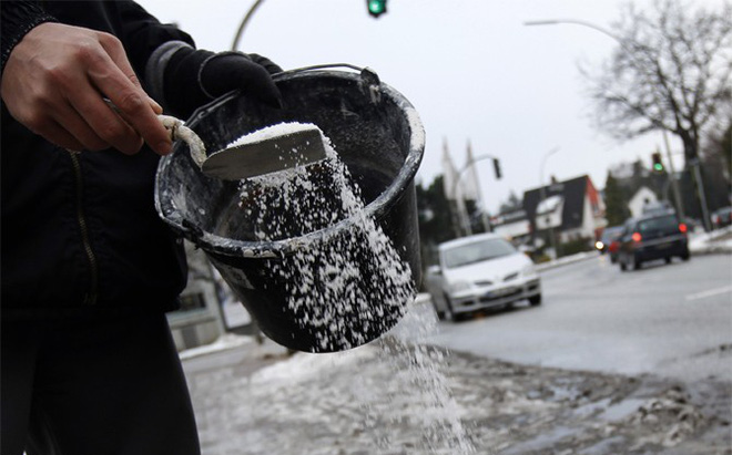 V&igrave; sao người Thường Ch&acirc;u lại rắc cả x&ocirc; muối l&ecirc;n tuyết? C&acirc;u trả lời sẽ khiến bạn bất ngờ - Ảnh 2.