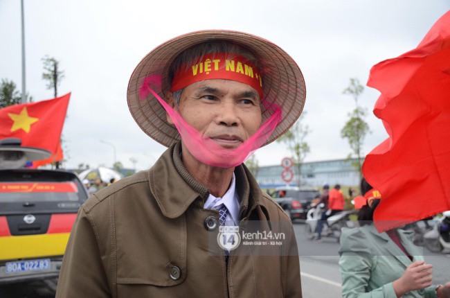 Gia đình Trần Đình Trọng: Dù thua trận nhưng chúng tôi rất tự hào về cháu, về U23 Việt Nam - Ảnh 2.