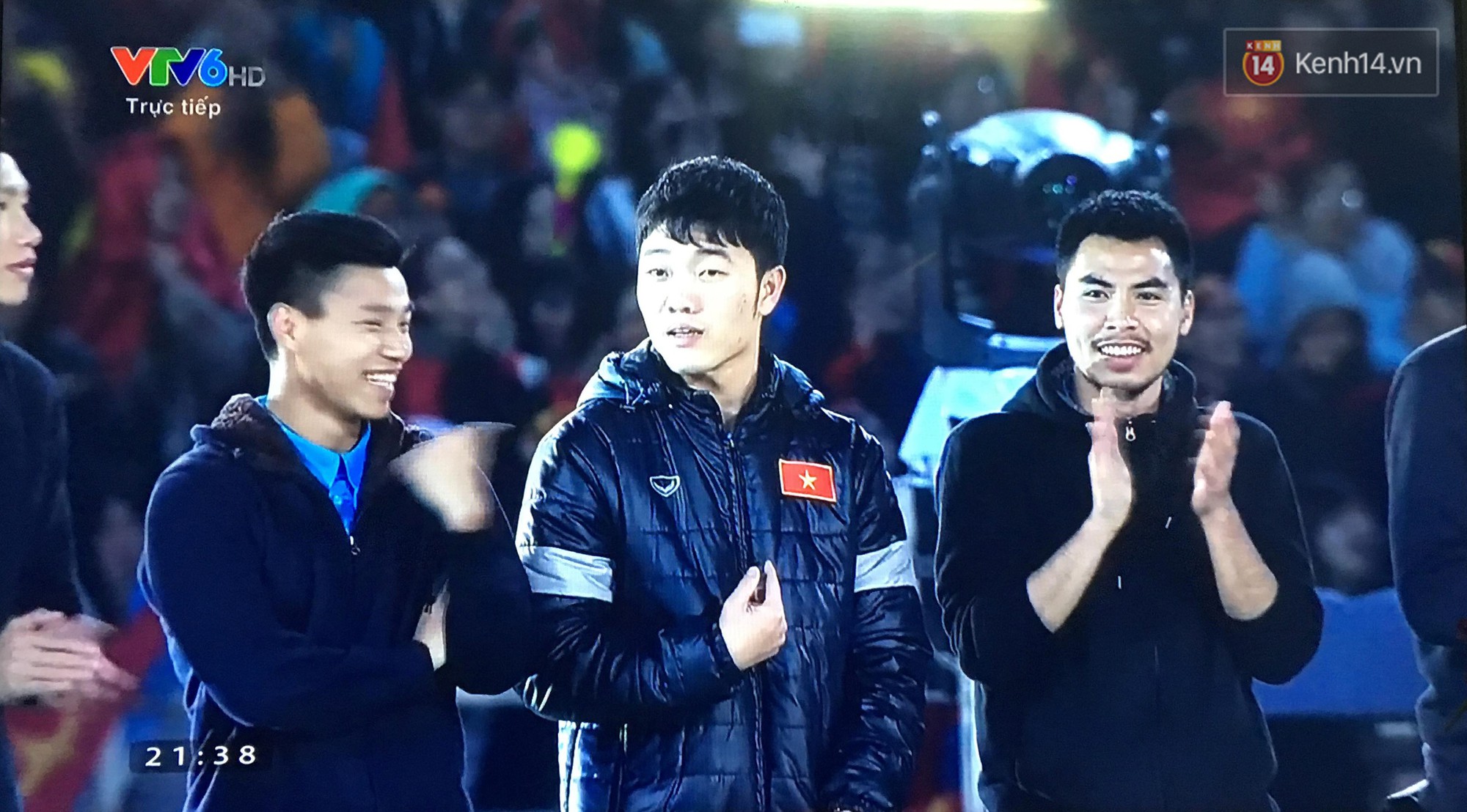 Những khoảnh khắc không góc chết của dàn cầu thủ cực phẩm U23 trong Gala vinh danh - Ảnh 7. Những khoảnh khắc không góc chết của dàn cầu thủ cực phẩm U23 trong Gala vinh danh - Ảnh 7.