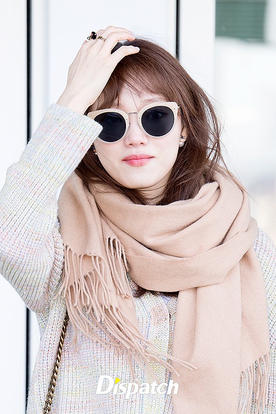 Chứng kiến màn đọ sắc hiếm hoi của 2 biểu tượng sang chảnh: Lee Sung Kyung cò hương và dàn mỹ nhân Black Pink - Ảnh 10.