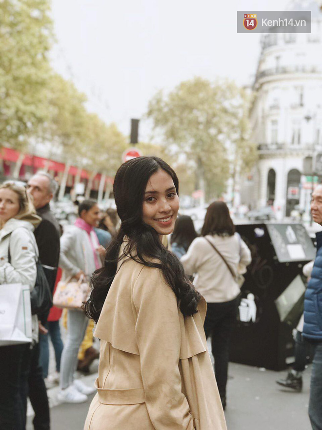 Hoa hậu Tiểu Vy mặt mộc dạo phố Paris, khoe vẻ đẹp đầy sức sống của tuổi 18 - Ảnh 8.