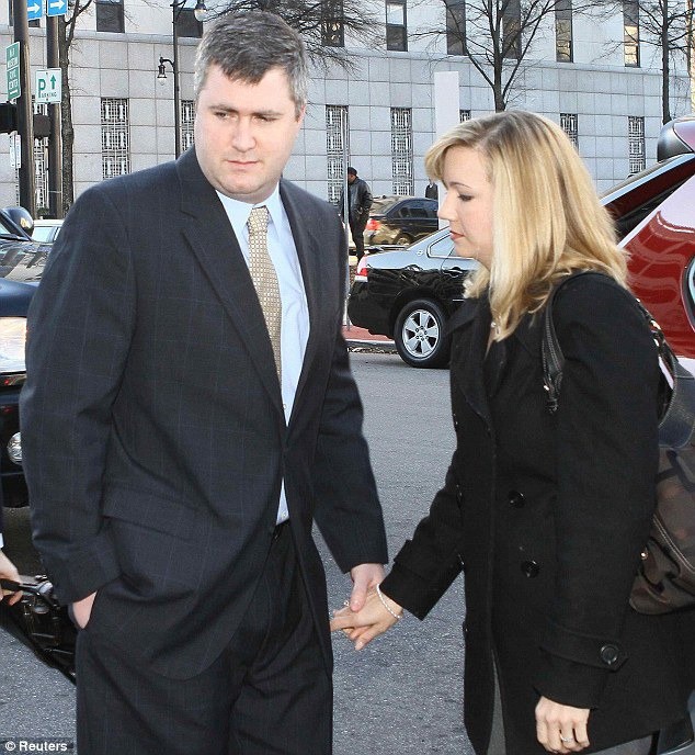 C&aacute;i chết b&iacute; ẩn của c&ocirc; g&aacute;i trẻ trong chuyến trăng mật v&agrave; bản &aacute;n giết người d&agrave;nh cho &ocirc;ng chồng g&acirc;y tranh c&atilde;i suốt 10 năm - Ảnh 5.