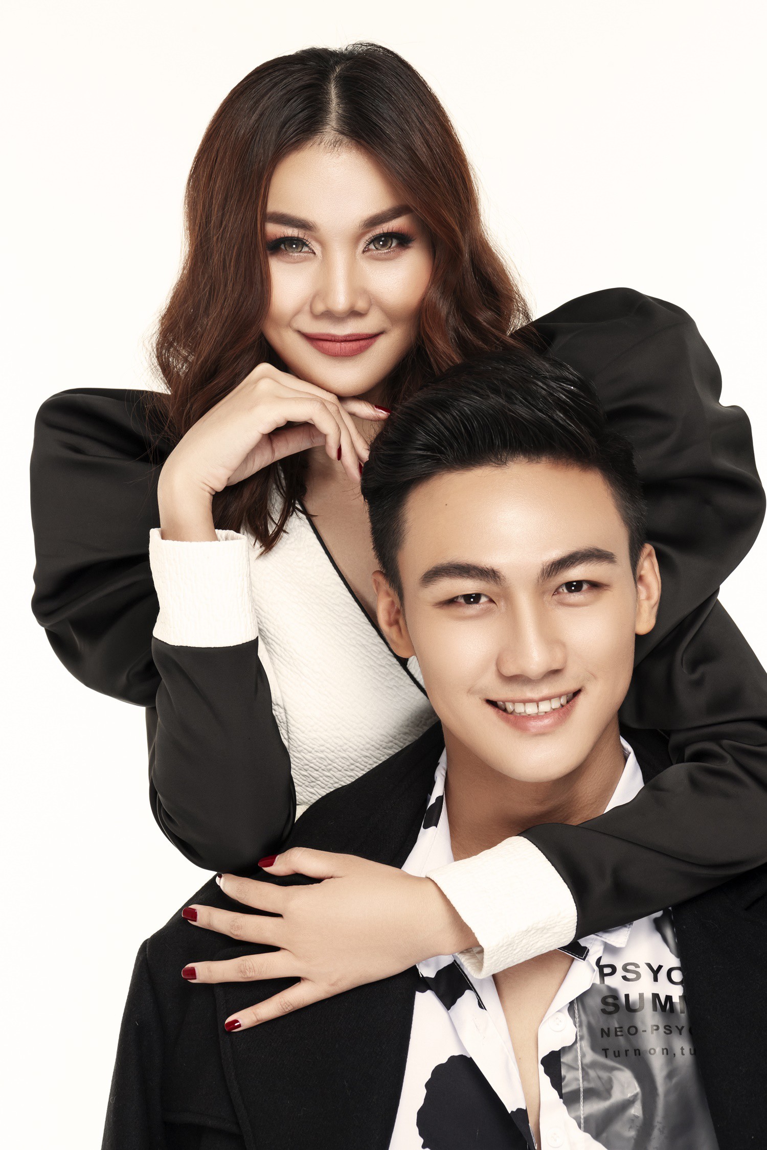 Thanh Hằng trình làng team đa màu sắc tại "The Face Vietnam 2018" 3 Thanh Hằng trình làng team đa màu sắc của The Face Vietnam 2018 với bộ hình đầy thần thái! - Ảnh 3.