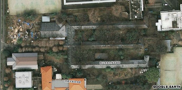 K&yacute; t&uacute;c x&aacute; 105 tuổi tại Nh&acirc;̣t hoang t&agrave;n, đổ n&aacute;t, c&oacute; thể sập bất cứ l&uacute;c n&agrave;o nhưng sinh vi&ecirc;n kh&ocirc;ng chịu dời đi v&igrave; l&yacute; do đặc biệt n&agrave;y - Ảnh 17.