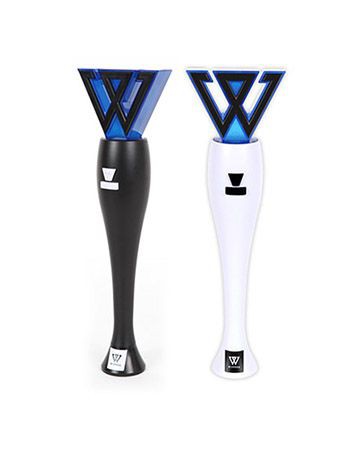 Bi hài chuyện lightstick của thần tượng: Mãi mới được ra mắt, không chỉ bị chê lại còn bị… “chế”! - Ảnh 13.