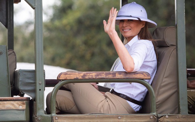 Những lần bà Melania Trump bị chỉ trích đã chứng minh: Mặc đẹp thôi chưa đủ, trang phục còn cần phải hợp hoàn cảnh nữa - Ảnh 9.