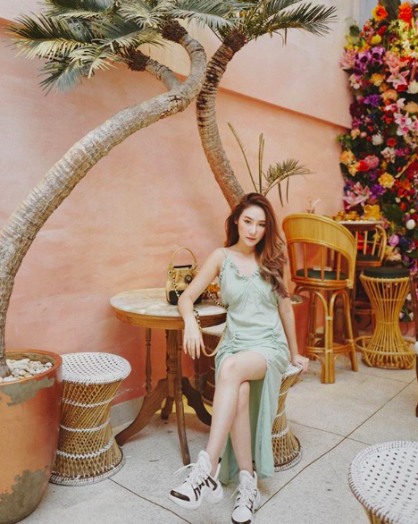 Cô bạn Thái Lan xinh đẹp vừa học vừa kinh doanh, Instagram phủ đầy hình ảnh sang chảnh - Ảnh 18.