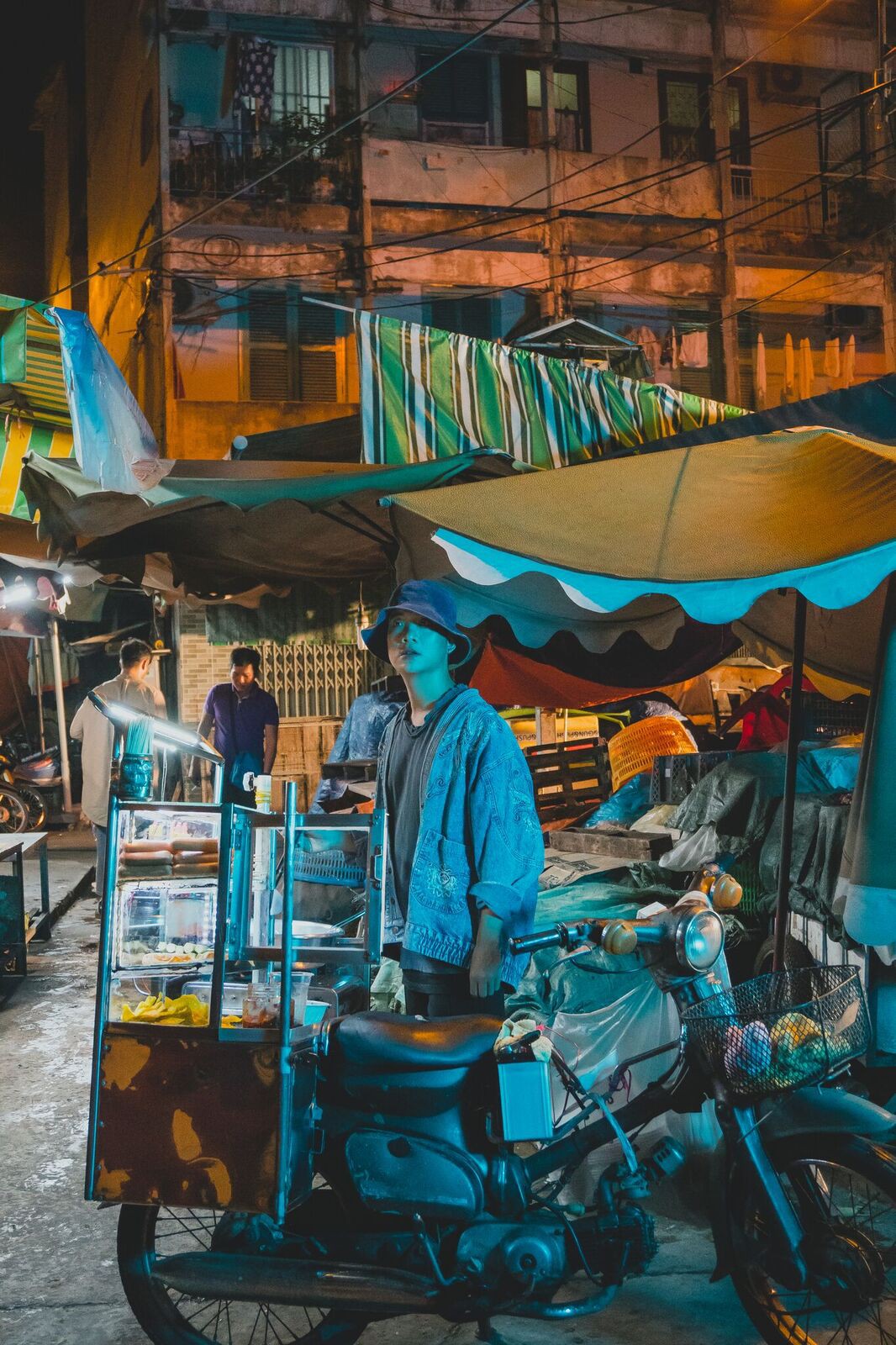 Vừa lên chức bố, Justatee tung MV Thằng điên kết hợp với Phương Ly rồi đây! - Ảnh 3. Vừa lên chức bố, Justatee tung MV Thằng điên kết hợp với Phương Ly rồi đây! - Ảnh 3.