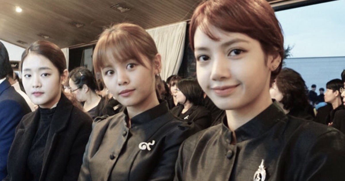 Báo Thái tiết lộ mối quan hệ giữa Lisa (Black Pink) và loạt idol đồng hương: Người cô nàng thân thiết nhất là ai? - Ảnh 19. Báo Thái tiết lộ mối quan hệ giữa Lisa (Black Pink) và loạt idol đồng hương: Người cô nàng thân thiết nhất là ai? - Ảnh 19.