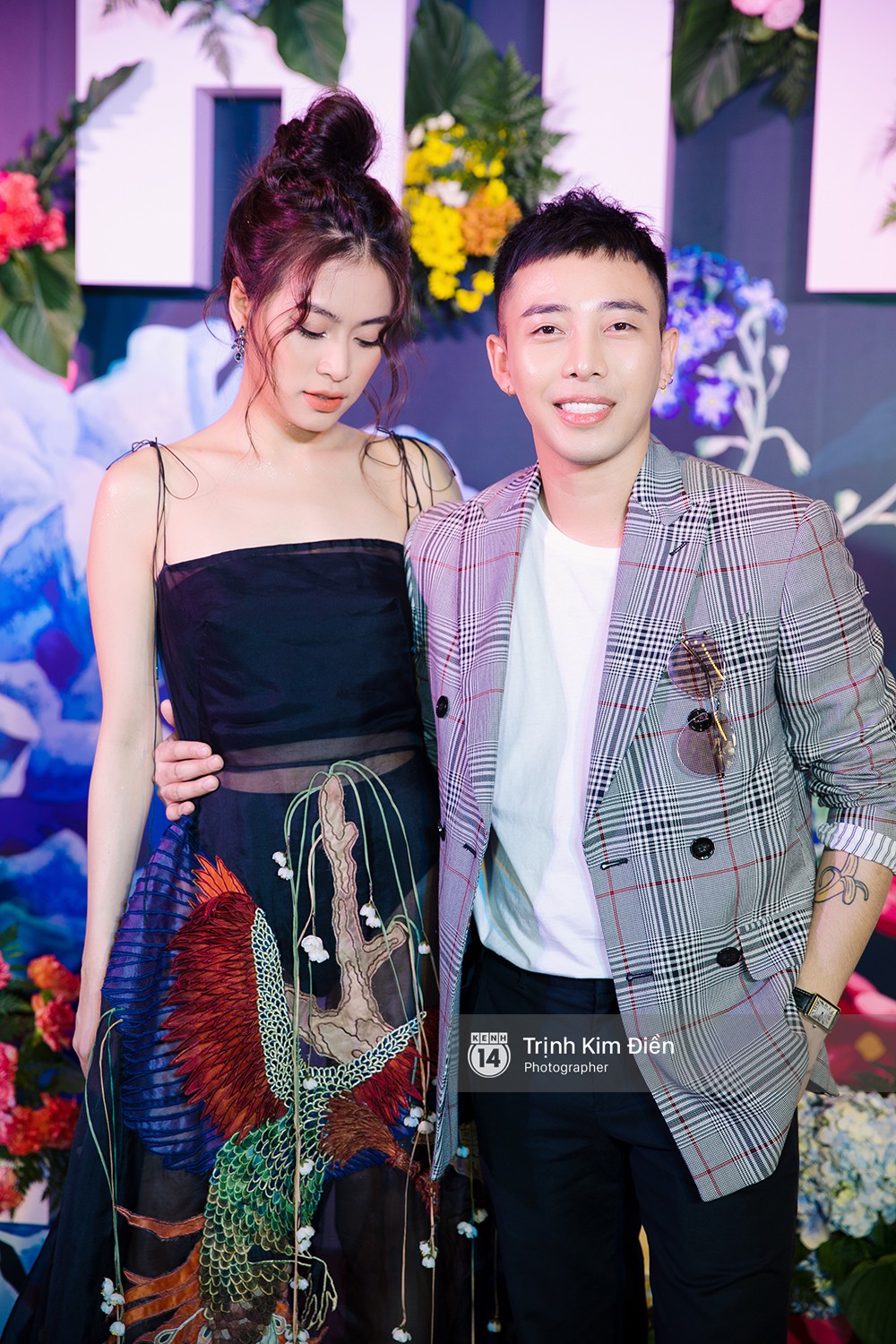 Hoàng Thuỳ Linh biến hoá ảo diệu với loạt tạo hình cực chất trong MV mới - Ảnh 6. Hoàng Thuỳ Linh biến hoá ảo diệu với loạt tạo hình cực chất trong MV mới - Ảnh 6.
