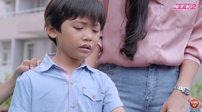 100 tập phim, biết bao giờ Gạo nếp gạo tẻ mới ngừng chiếu những cảnh g&acirc;y ức chế thế n&agrave;y? - Ảnh 7.